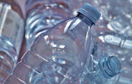 Plastflaska